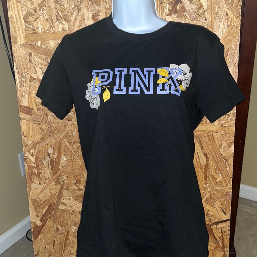 Brand new!!! Victoria Secret Pink Navy shirt sleeve shirt. Size xsmall. Runs big